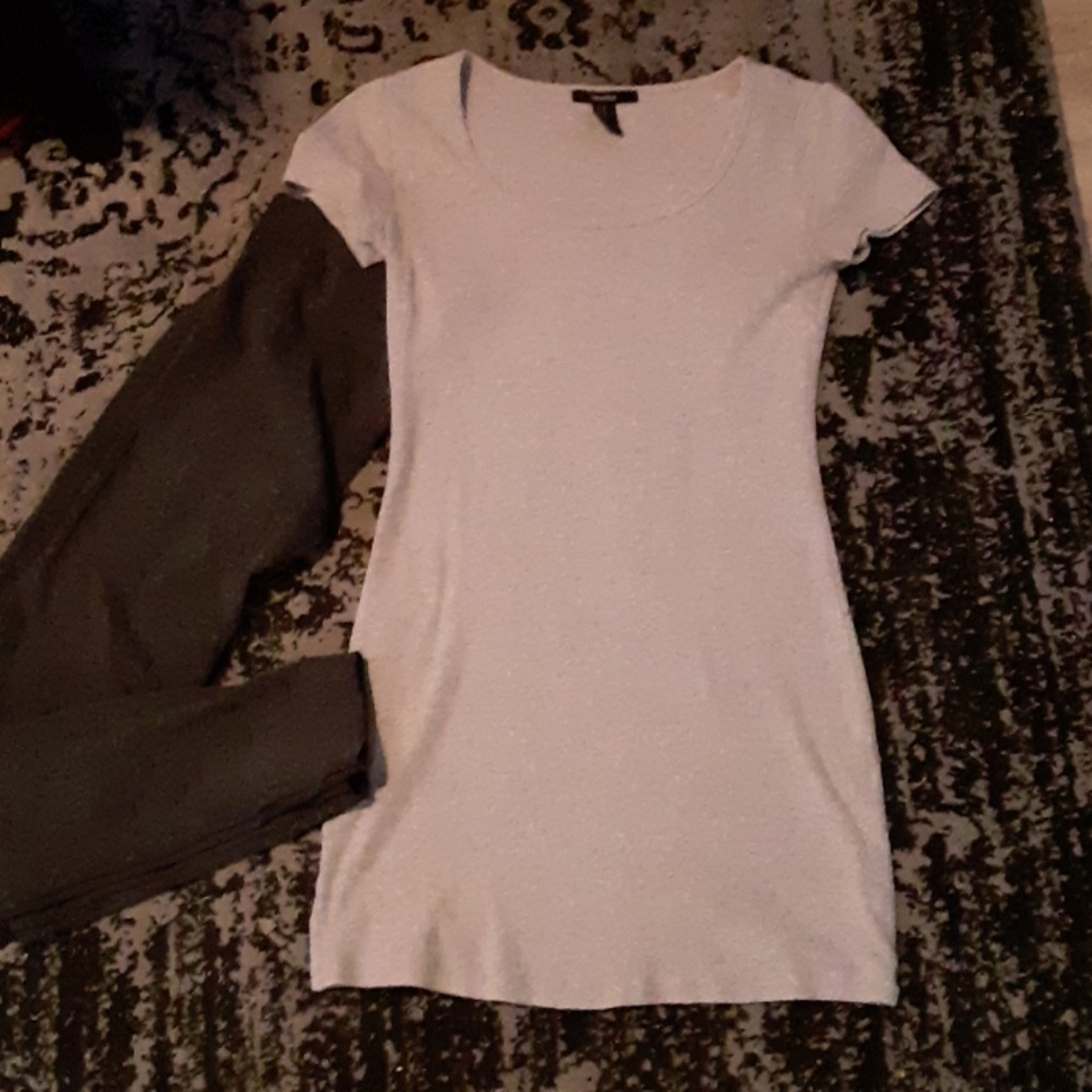 Grey dress-Forever 21-M/Comes w leggings